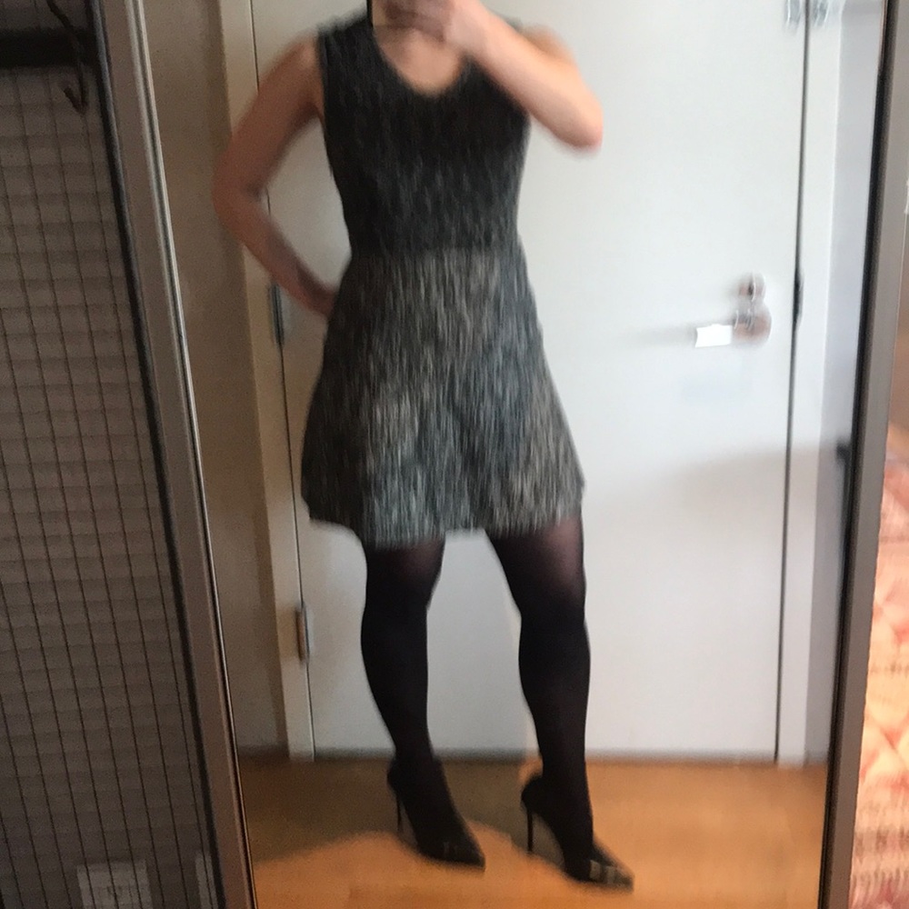 Theory black and white knit boucle dress - Picture 4 of 5